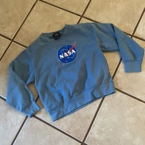 (A77) Boys NASA Sweatshirt Size 10/12 Like Néw